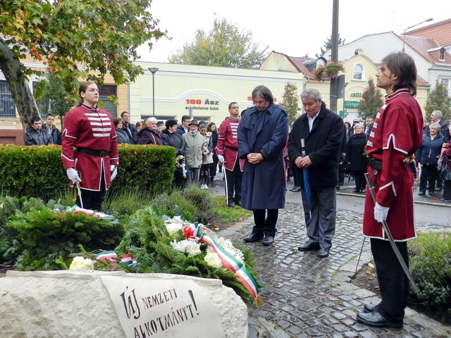 56-ra emlékeztünk 29